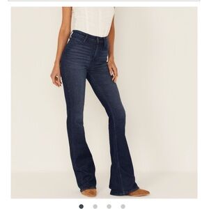 Idyllwind by Miranda Lambert Flare Jeans 8x32L